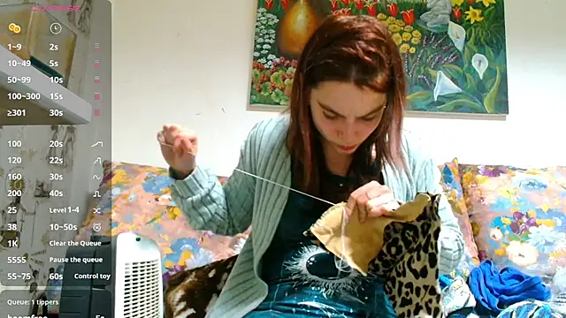 Sophie Bell online show from March 7, 5:17 pm