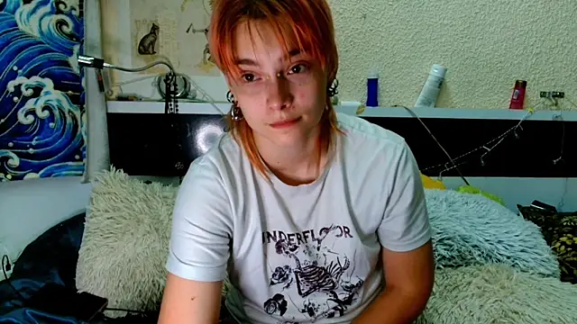 Snapshot of Sophie_Bell chatting on June 5, 7:08 pm Sophie Bell online show from June 5, 7:08 pm
