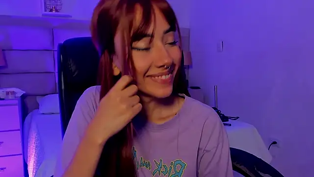 Snapshot of MelodyBliss chatting on October 1, 4:40 am MelodyBliss online show from October 1, 4:40 am