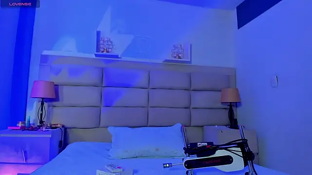 Snapshot of MelodyBliss chatting on October 3, 5:26 am MelodyBliss online show from October 3, 5:26 am