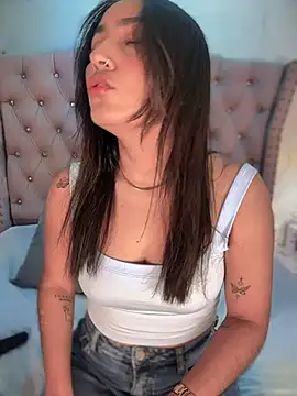 lia sofiia online show from July 5, 9:38 am