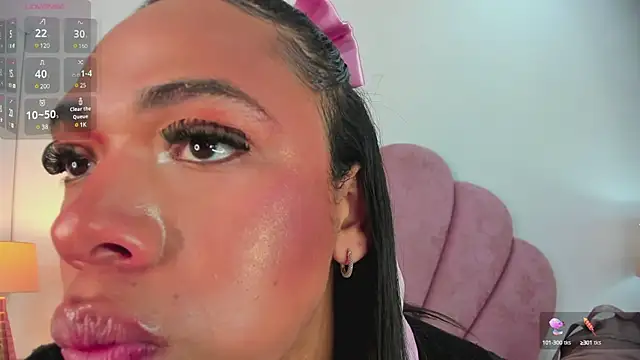 Nicole Paradise online show from March 3, 12:58 pm