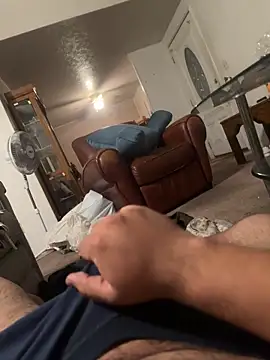 Snapshot of Jayare95 chatting on November 20, 3:18 am Jayare95 online show from November 20, 3:18 am