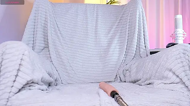 Sexydoll112 online show from August 7, 12:23 am