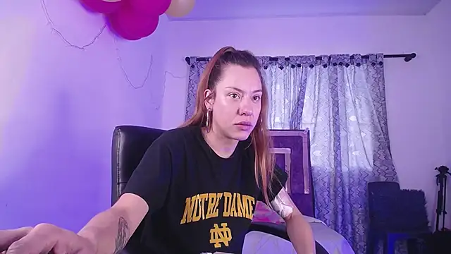 alejandrafitt online show from February 4, 10:13 pm