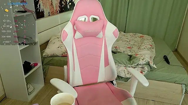 LexieLoree online show from September 30, 3:00 am