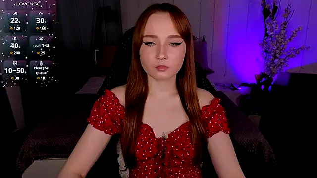 Emma Chery online show from November 30, 1:37 pm