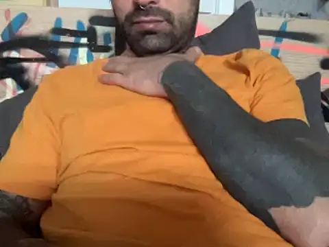 Snapshot of kameray12 chatting on March 4, 12:01 pm kameray12 online show from March 4, 12:01 pm