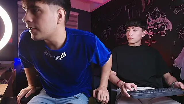 thiago rockwelll online show from February 28, 11:39 pm