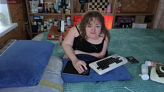 MiniNatalie online show from November 7, 6:24 am