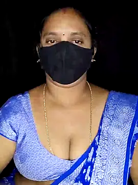 vintage-vibs online show from November 17, 6:14 pm