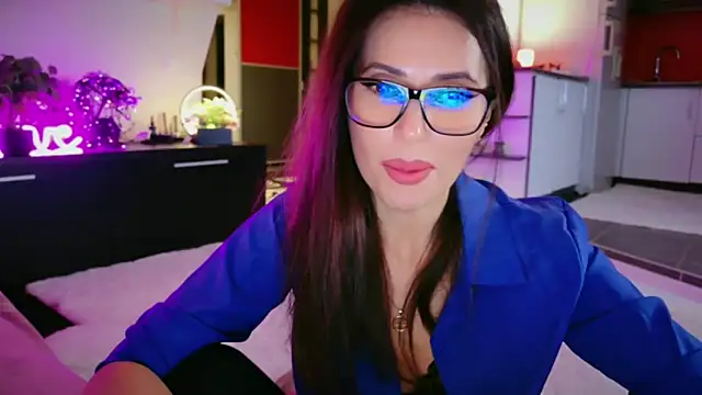 Snapshot of MissSmiley26 chatting on January 15, 9:18 pm MissSmiley26 online show from January 15, 9:18 pm