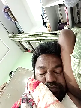 Snapshot of PVNRAO0831 chatting on November 28, 1:25 pm PVNRAO0831 online show from November 28, 1:25 pm