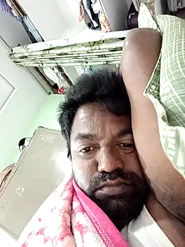 Snapshot of PVNRAO0831 chatting on November 29, 4:32 pm PVNRAO0831 online show from November 29, 4:32 pm