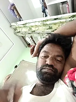 Snapshot of PVNRAO0831 chatting on December 4, 6:49 pm PVNRAO0831 online show from December 4, 6:49 pm