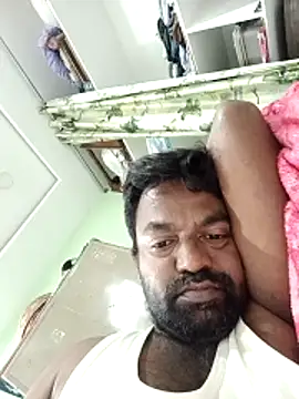 Snapshot of PVNRAO0831 chatting on December 5, 3:20 pm PVNRAO0831 online show from December 5, 3:20 pm