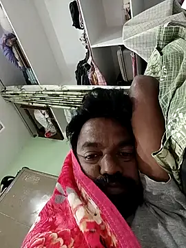 Snapshot of PVNRAO0831 chatting on December 20, 6:20 am PVNRAO0831 online show from December 20, 6:20 am