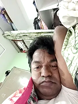 Snapshot of PVNRAO0831 chatting on December 21, 4:52 am PVNRAO0831 online show from December 21, 4:52 am