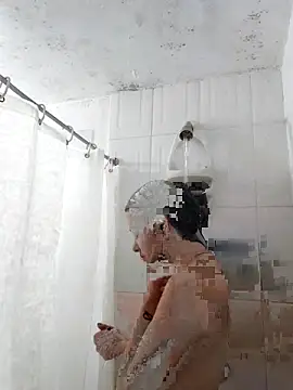 Snapshot of Isabella_21x chatting on November 27, 11:45 am Isabella 21x online show from November 27, 11:45 am