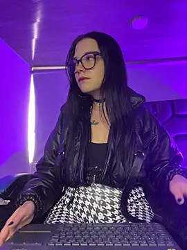 Isabella 21x online show from June 19, 12:42 pm