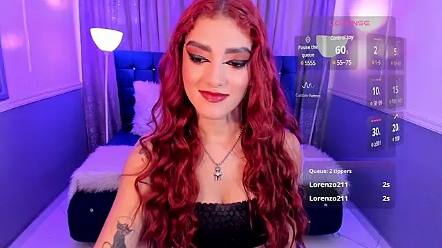 Snapshot of hallsredd chatting on February 8, 8:32 pm hallsredd online show from February 8, 8:32 pm