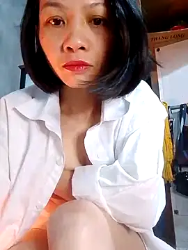 Aninyin22 online show from February 6, 11:04 pm