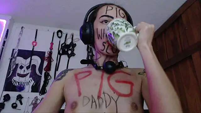 Eloise-brown online show from January 8, 1:21 am