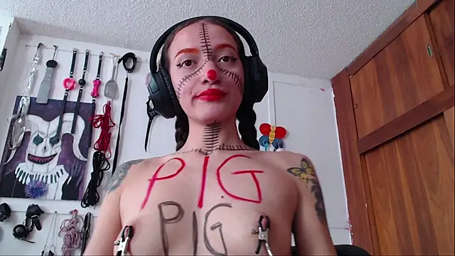 Eloise-brown online show from January 22, 8:38 pm