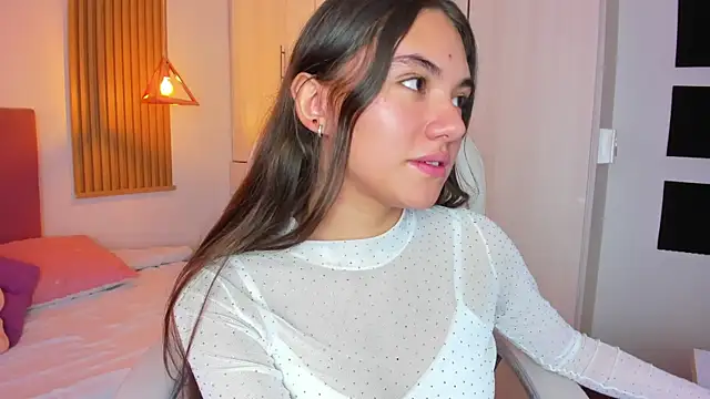 mia nevaeh online show from March 15, 7:48 pm