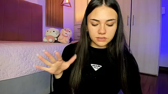 mia nevaeh online show from November 20, 8:41 pm