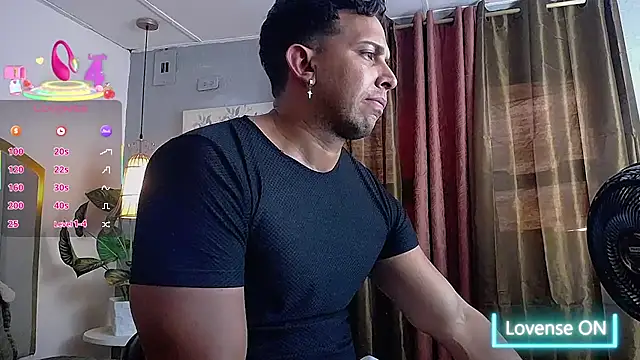 Snapshot of randy_paterman_ chatting on June 12, 7:13 pm randy paterman online show from June 12, 7:13 pm