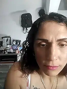 Snapshot of Corina_hot chatting on December 12, 10:52 pm Corina hot online show from December 12, 10:52 pm