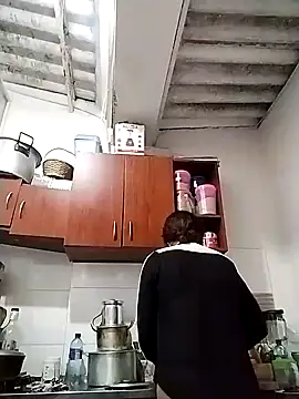 Snapshot of Corina_hot chatting on January 10, 10:15 pm Corina hot online show from January 10, 10:15 pm