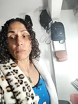 Snapshot of Corina_hot chatting on March 19, 11:47 pm Corina hot online show from March 19, 11:47 pm