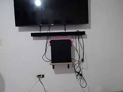 Snapshot of Corina_hot chatting on September 15, 10:32 pm Corina hot online show from September 15, 10:32 pm