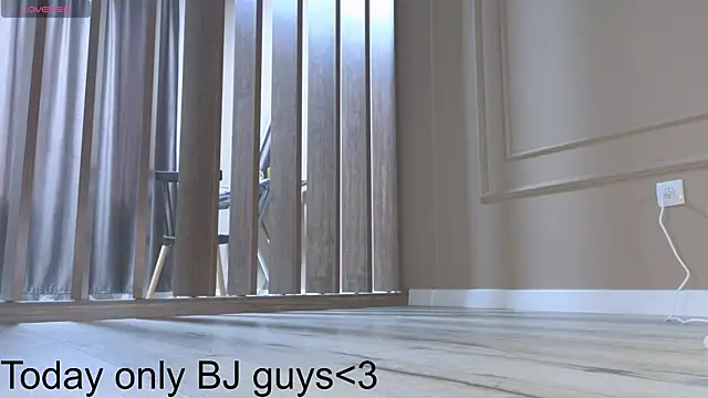 Snapshot of Ake_Mi chatting on October 27, 5:22 am Ake Mi online show from October 27, 5:22 am