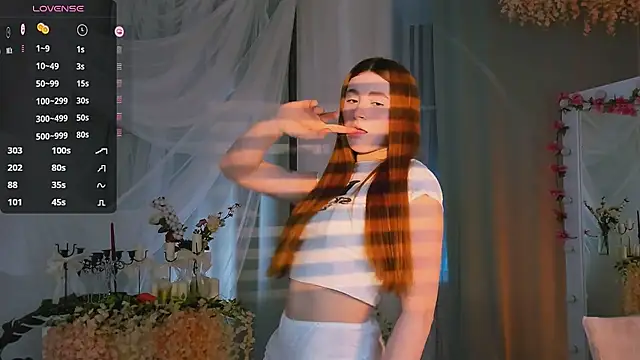 Freckle Diyana online show from February 25, 11:08 am