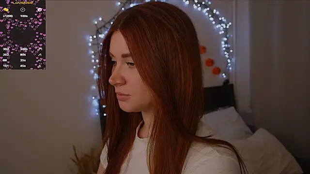 Freckle Diyana online show from October 23, 9:35 pm