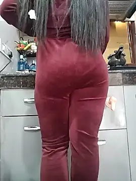 Snapshot of Manpreet_kaur21 chatting on December 8, 6:01 am Manpreet kaur21 online show from December 8, 6:01 am