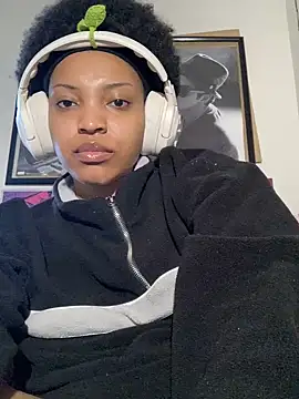 KimiAqua online show from February 24, 6:04 pm