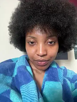 KimiAqua online show from March 9, 9:03 pm