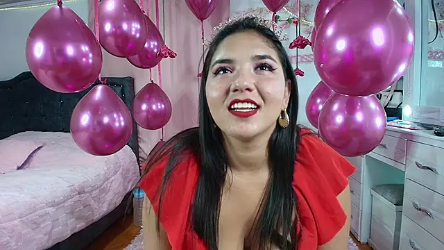 Snapshot of AnnaRosse1 chatting on September 18, 8:44 pm AnnaRosse1 online show from September 18, 8:44 pm