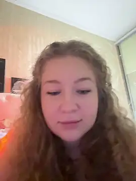 Snapshot of CassieRide chatting on December 3, 8:18 pm CassieRide online show from December 3, 8:18 pm