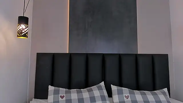 AmyPalmmer online show from November 6, 11:44 am