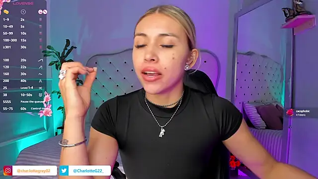 charlotte  grey online show from February 16, 11:59 am