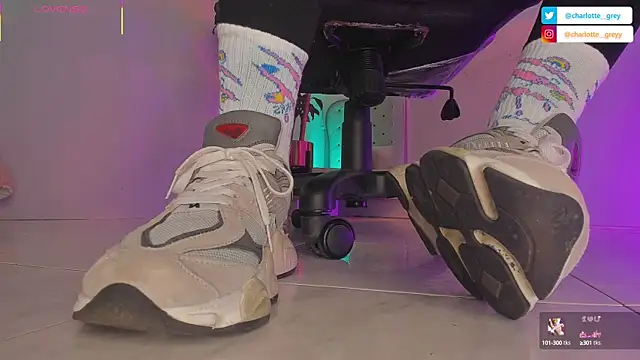 charlotte  grey online show from September 19, 8:31 pm