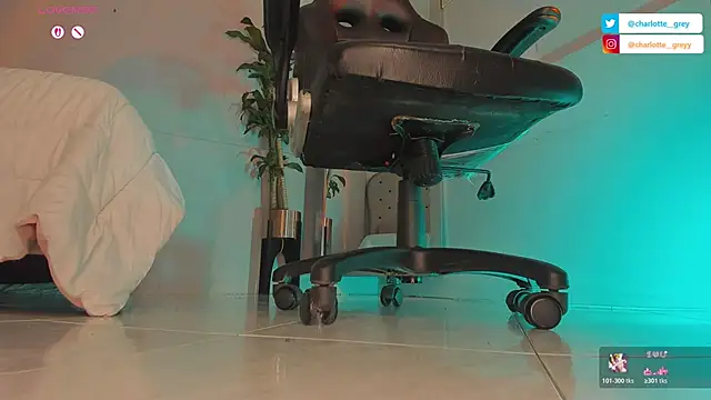 charlotte  grey online show from October 27, 8:24 pm