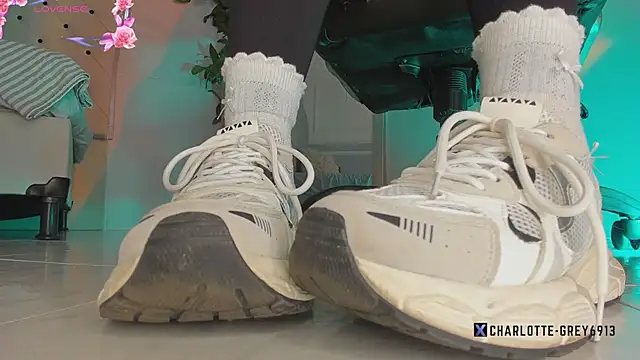 charlotte  grey online show from February 17, 8:26 pm