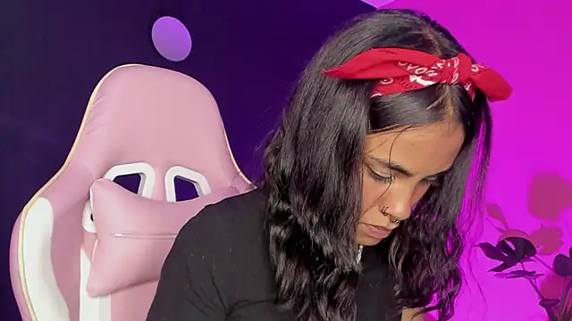 Snapshot of Juanadearco5 chatting on January 30, 10:51 pm Juanadearco5 online show from January 30, 10:51 pm