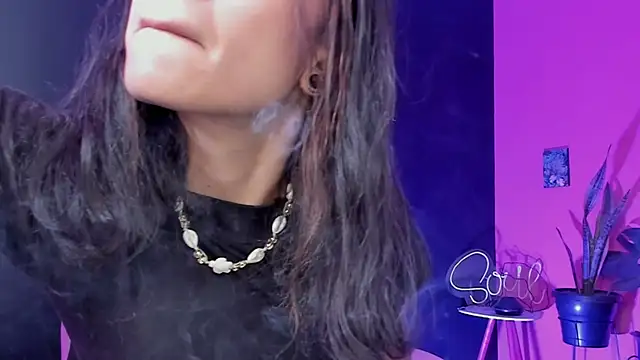 Snapshot of Juanadearco5 chatting on February 17, 2:37 pm Juanadearco5 online show from February 17, 2:37 pm